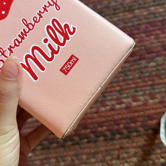STRAWBERRY MILK NOVELTY HANDBAG PURSE - Picture 3 of 7